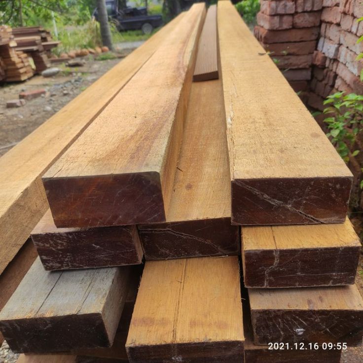 kayu meranti untuk kontruksi dan furniture